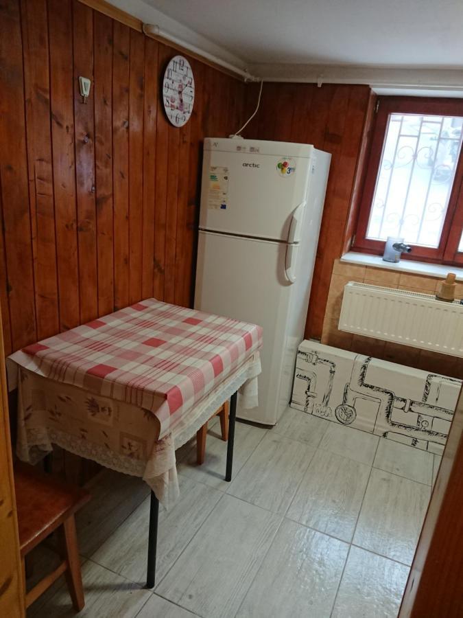 Katy'S Studio Apartment Brașov Exterior foto